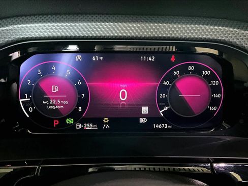 Used 2024 Volkswagen Atlas Cross Sport SEL Premium R-Line image 25