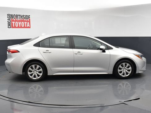 Used 2024 Toyota Corolla LE FWD image 5