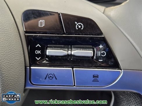 Used 2023 Hyundai Elantra SEL w/ Convenience Package image 27