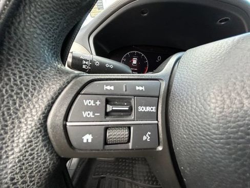 Used 2024 Honda HR-V LX image 14