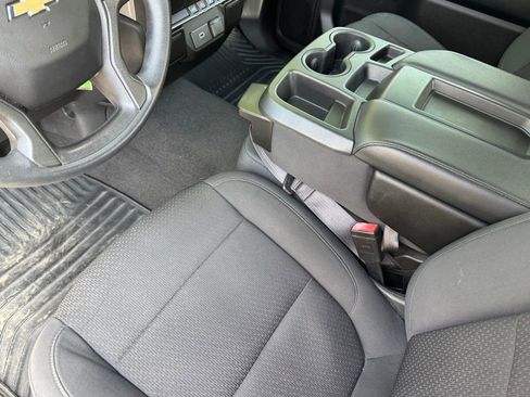 Used 2020 Chevrolet Silverado 1500 Custom w/ Custom Value Package image 6