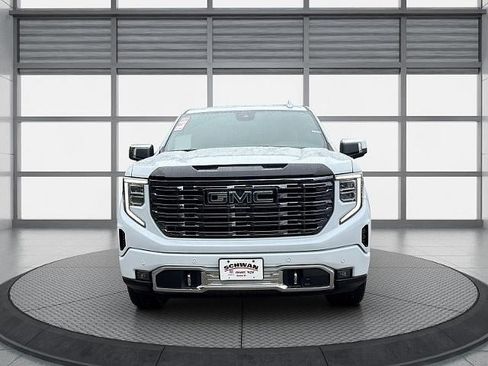 Used 2026 GMC Sierra 1500 Denali Ultimate AWD/4WD image 9