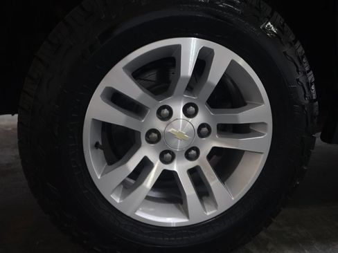 Used 2019 Chevrolet Tahoe LT w/ Max Trailering Package AWD/4WD image 34