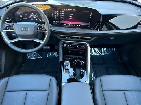 New 2025 Audi Q5 Premium Plus image 12