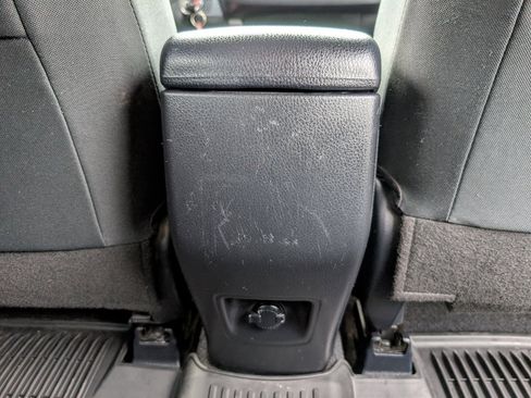 Used 2018 Toyota RAV4 LE image 7