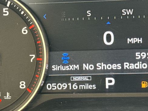 Used 2022 Mitsubishi Outlander SE image 22