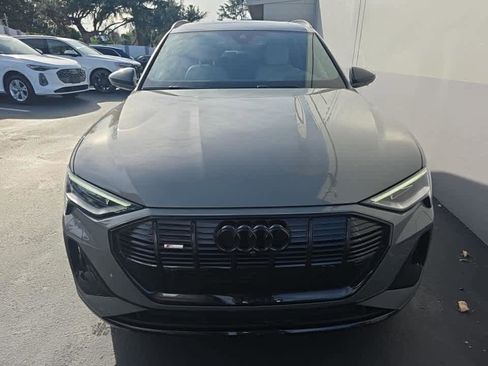 Used 2023 Audi e-tron Chronos w/ Chronos Package image 2