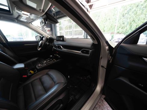 Used 2025 MAZDA CX-5 AWD 2.5 S w/ Preferred Package image 26