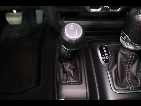 Used 2024 Jeep Wrangler Sport S image 13