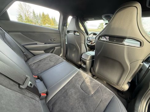 Certified 2025 Hyundai Elantra N image 17