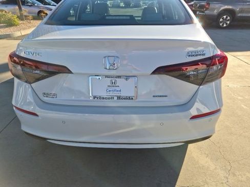 Certified 2025 Honda Civic Sport image 13