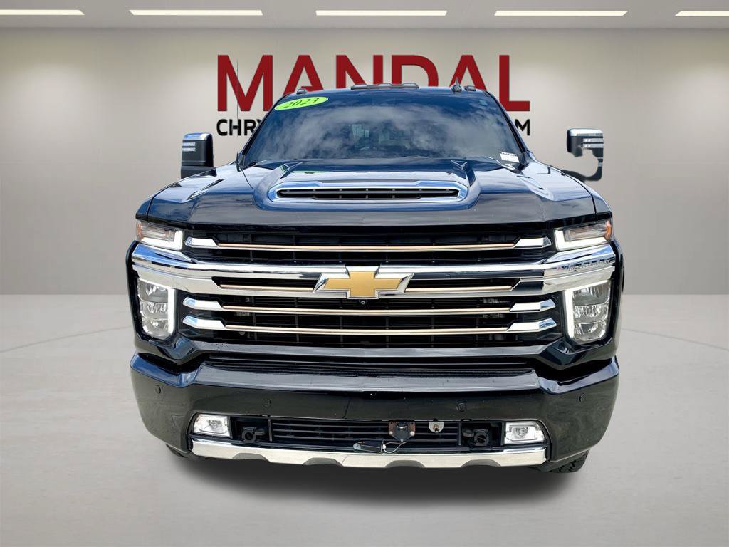 Used 2023 Chevrolet Silverado 2500 High Country w/ Technology Package AWD/4WD image 3
