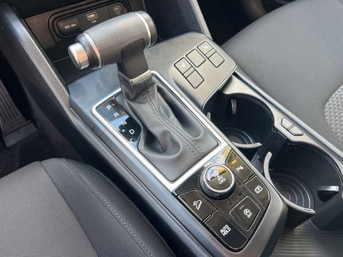 Certified 2023 Kia Sportage LX image 16