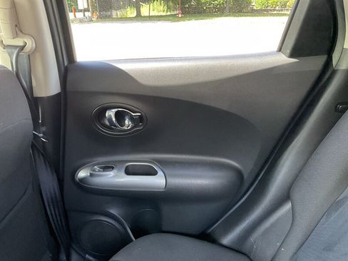 Used 2016 Nissan Juke SV w/ Technology Package AWD/4WD image 15