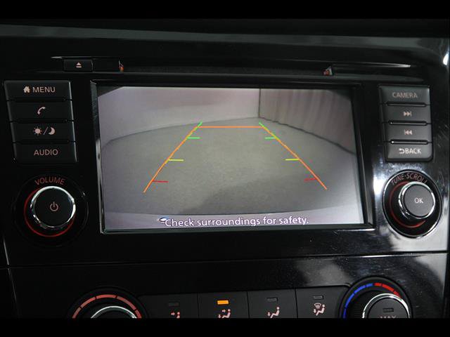 Used 2018 Nissan Rogue S AWD/4WD image 13