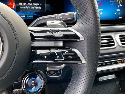 Used 2025 Mercedes-Benz GLE 53 AMG AMG GLE 53 image 23