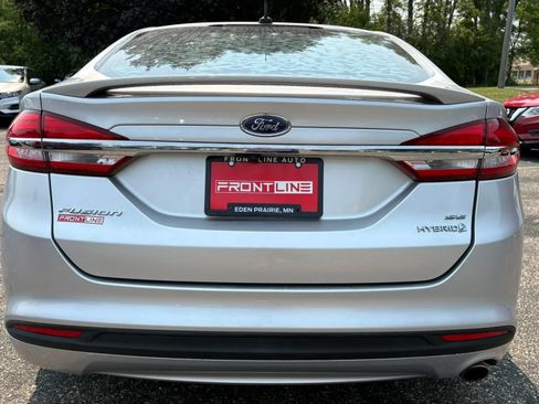 Used 2017 Ford Fusion SE w/ Equipment Group 601A FWD image 8
