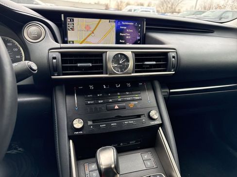 Used 2017 Lexus IS 300 300 image 8