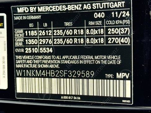 Used 2025 Mercedes-Benz GLC 300 4MATIC image 30