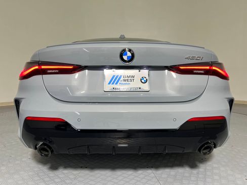 New 2026 BMW 430i Coupe w/ M Sport Package image 9
