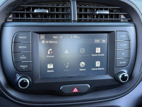 Used 2020 Kia Soul S image 22