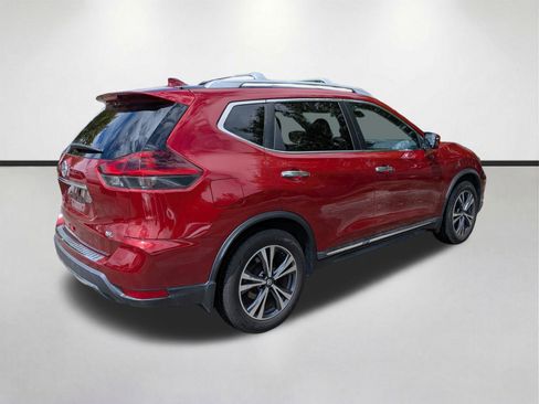 Used 2018 Nissan Rogue SL w/ Premium Package image 4
