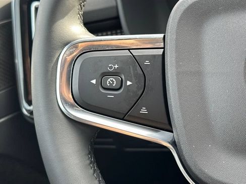 Certified 2023 Volvo XC40 B5 Ultimate w/ Climate Package AWD/4WD image 26