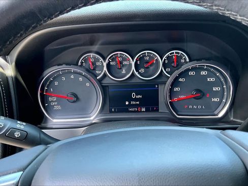 Used 2020 Chevrolet Silverado 1500 RST AWD/4WD image 25