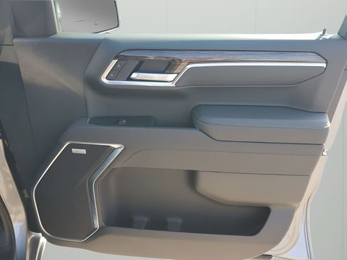 New 2026 GMC Sierra 1500 Elevation image 13