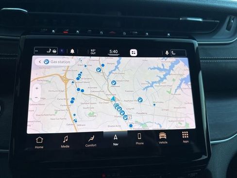 Used 2021 Jeep Grand Cherokee L Limited image 25