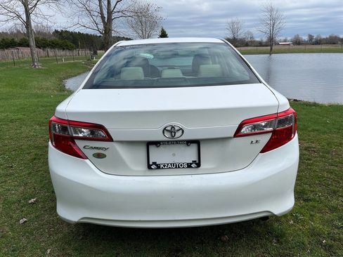 Used 2013 Toyota Camry LE image 9