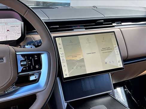 New 2026 Land Rover Range Rover Autobiography AWD/4WD image 7