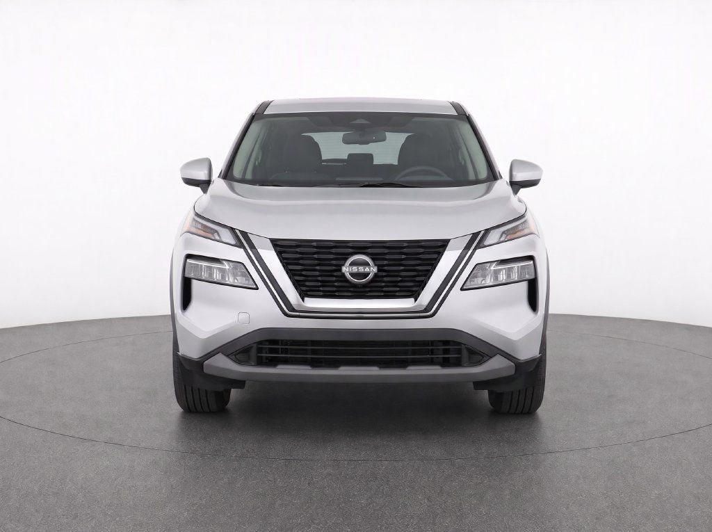 Used 2023 Nissan Rogue SV FWD image 5