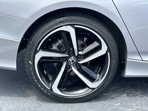 Used 2022 Honda Accord Sport image 7