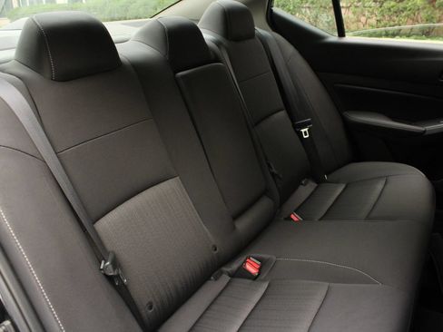 Used 2025 Nissan Altima 2.5 SV FWD image 22