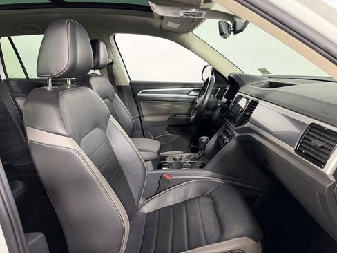 Used 2023 Volkswagen Atlas SEL Premium AWD/4WD image 36
