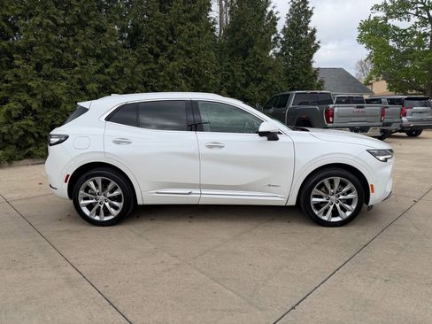 Used 2023 Buick Envision Avenir AWD/4WD image 30
