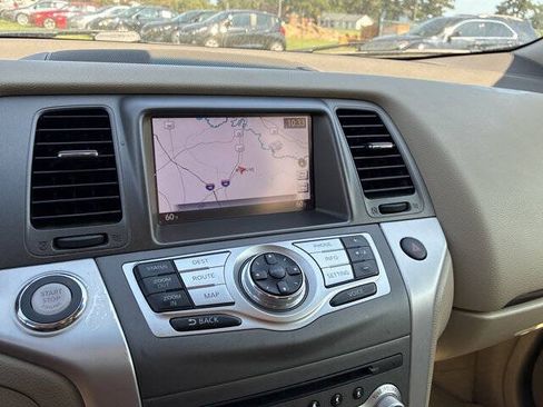 Used 2014 Nissan Murano SL w/ Navigation Package AWD/4WD image 18