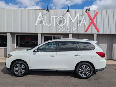 Used 2020 Nissan Pathfinder S