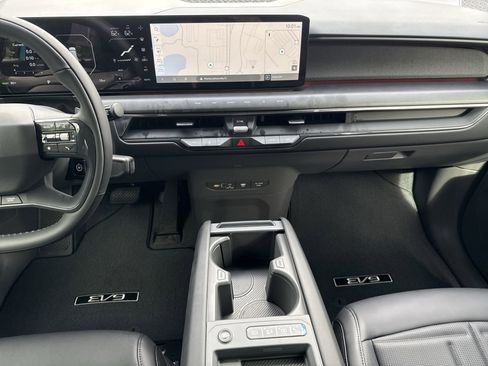 New 2026 Kia EV9 Land w/ Nightfall Edition Package image 14