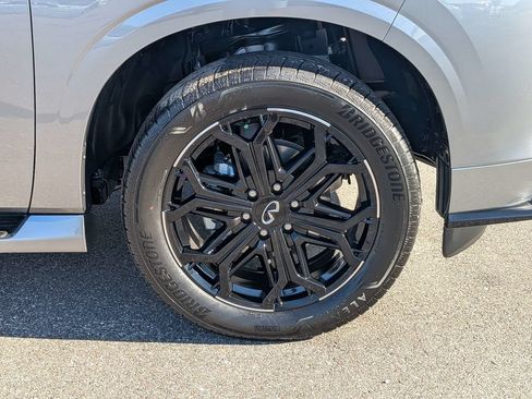 New 2027 INFINITI QX80 Sensory w/ Sport Exterior Package AWD/4WD image 13
