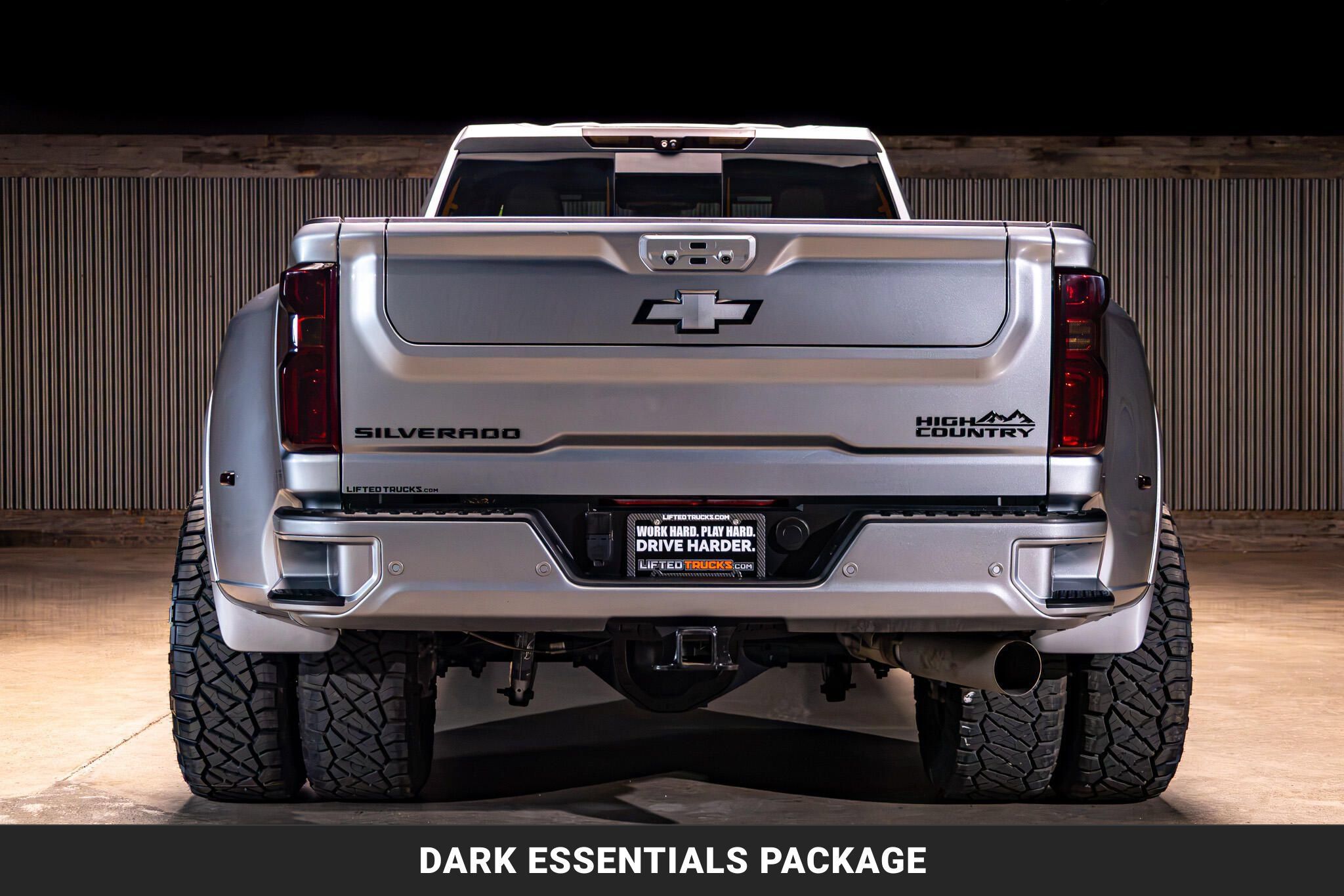Used 2024 Chevrolet Silverado 3500 High Country w/ High Country Premium Package AWD/4WD image 7