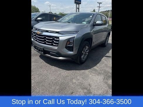 Used 2026 Chevrolet Equinox LT AWD/4WD image 2