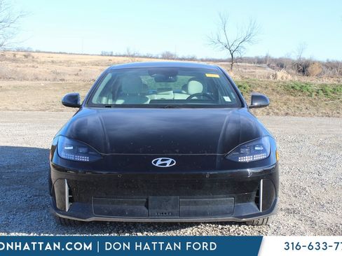 Used 2023 Hyundai Ioniq 6 SEL image 1