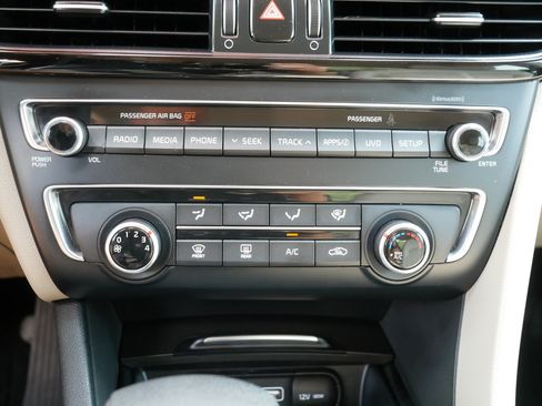 Used 2018 Kia Optima LX FWD image 23