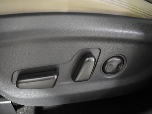 Used 2020 Kia Sportage S w/ S Premium Package image 12