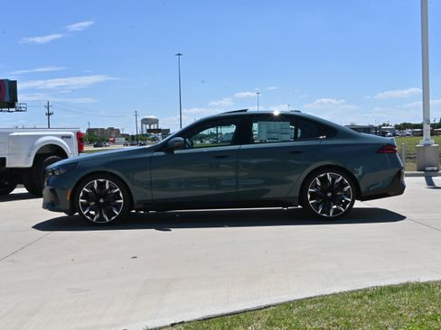 New 2026 BMW 540i xDrive AWD/4WD image 5