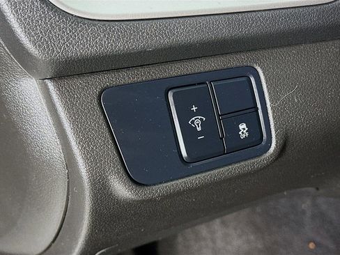 Used 2022 Hyundai Accent SE FWD image 19