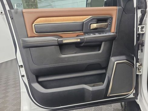 Used 2022 RAM 3500 Limited image 17