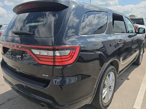 Used 2022 Dodge Durango GT RWD image 3